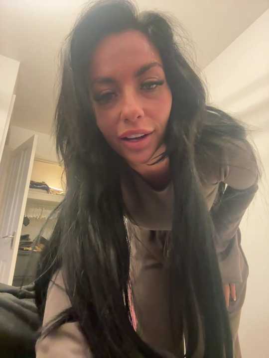 BELLABLACKXUK Stripchat recording – Oct 23, 2026
