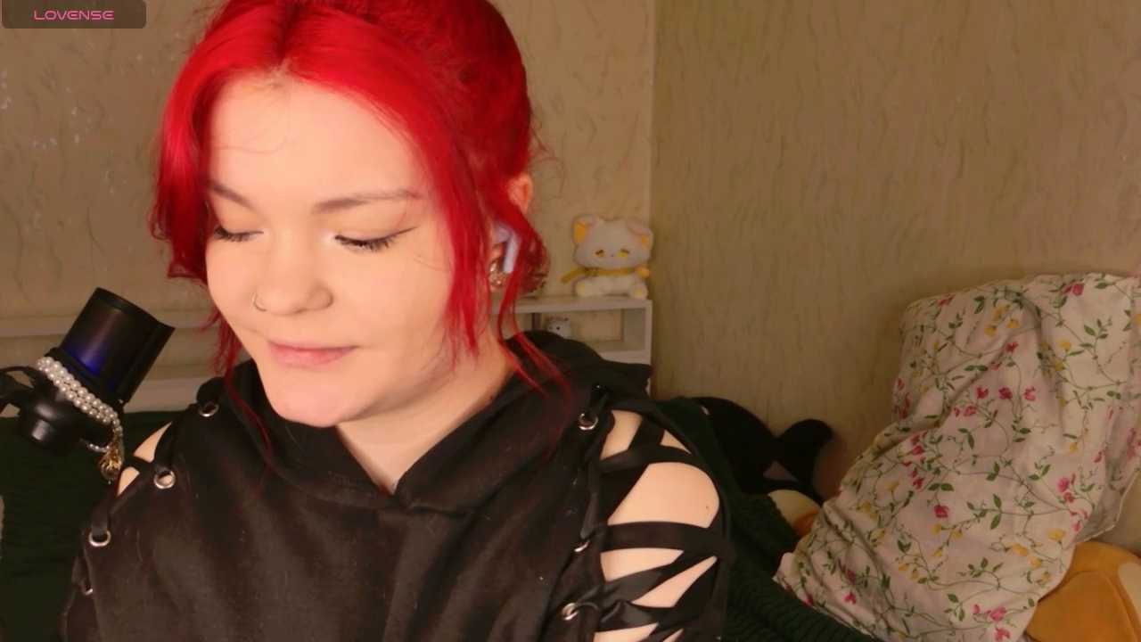 Baby__Fox cam recording