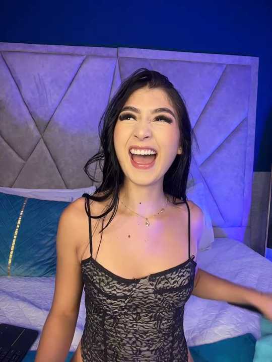 BadLilAngelXXX cam recording