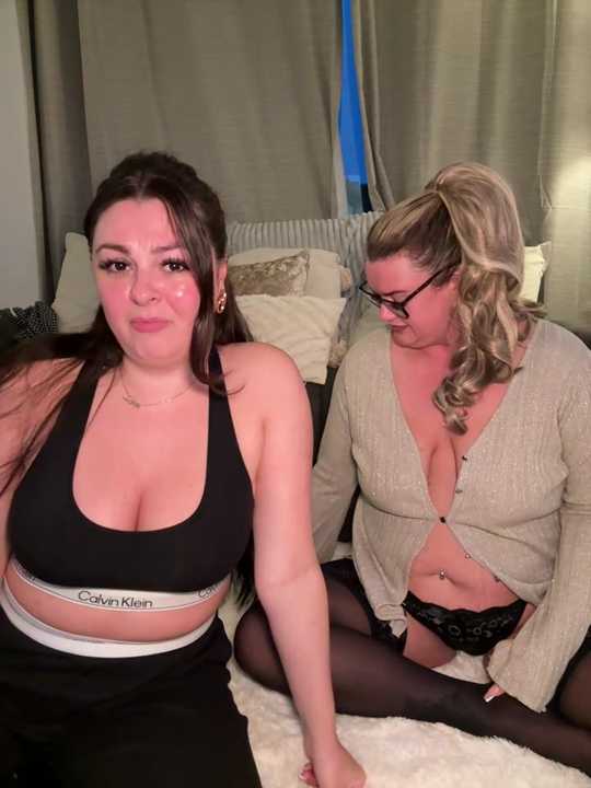 BaddieBellaUK cam recording