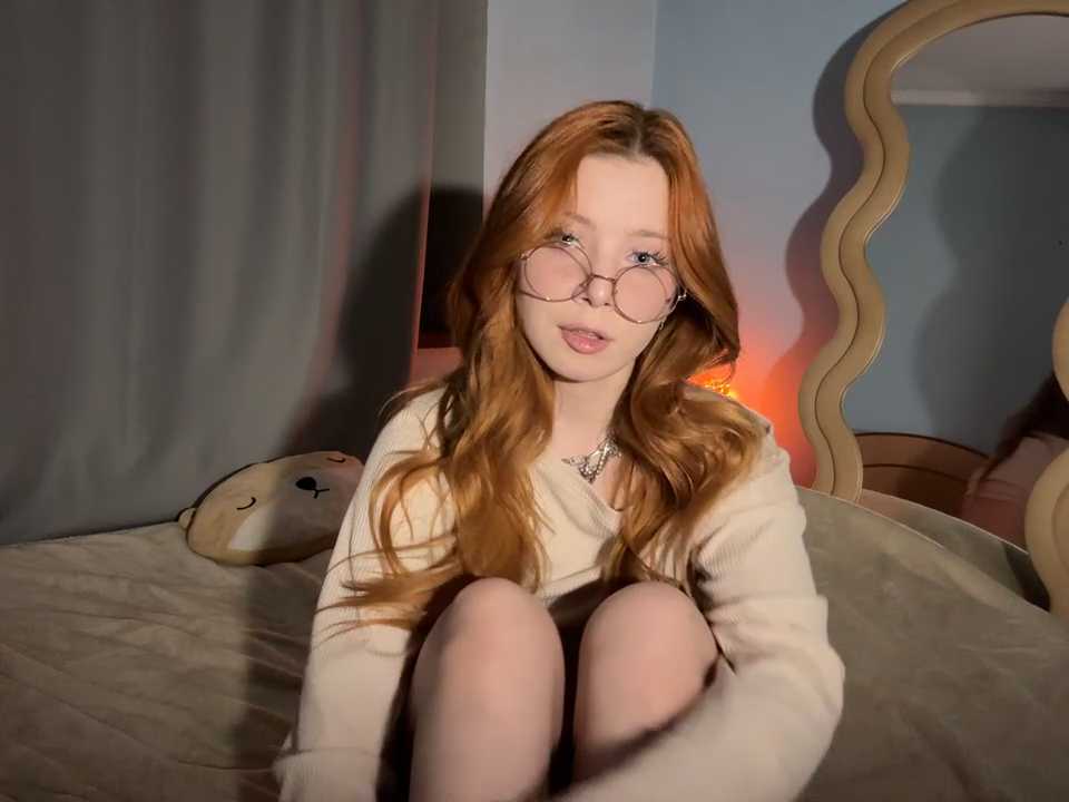 Bambi_shy_doll cam recording