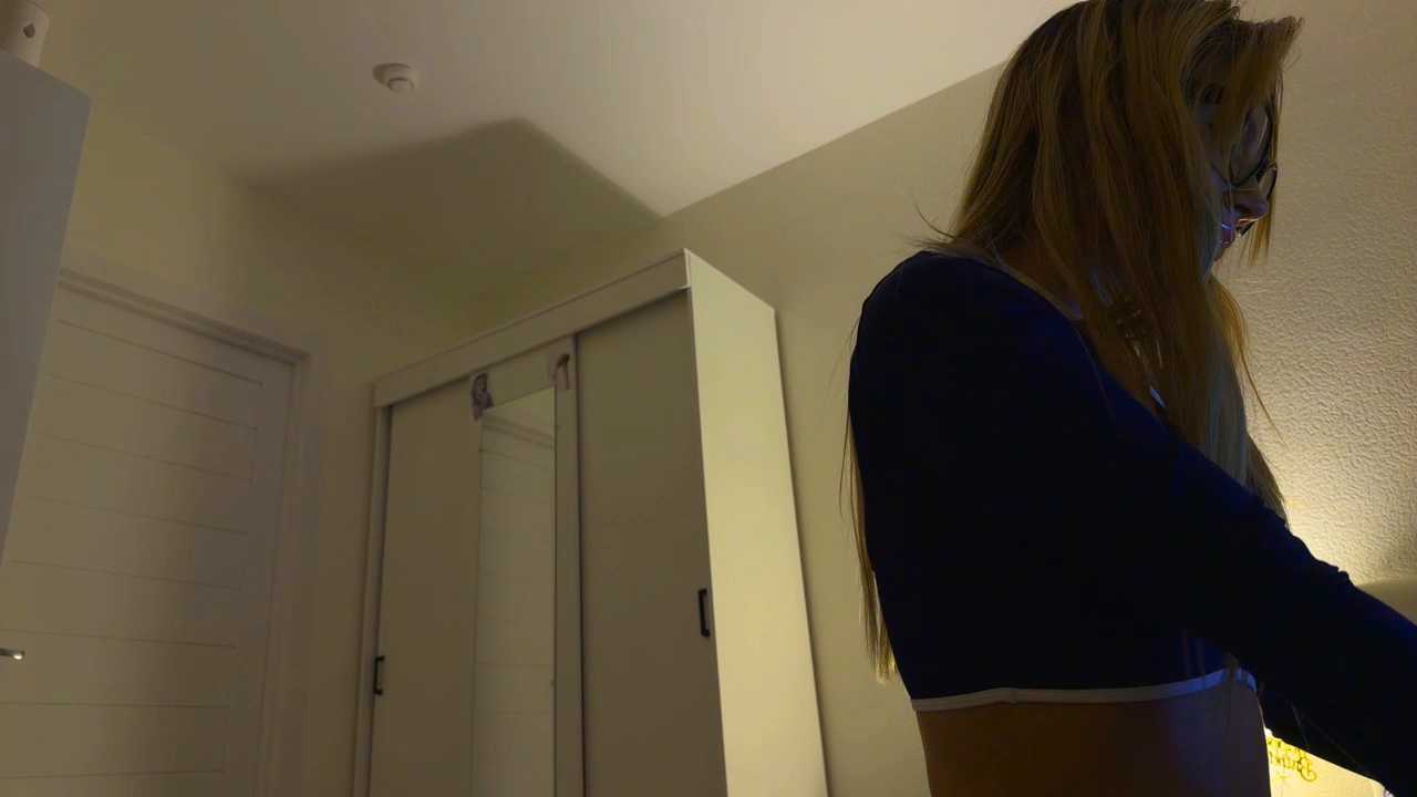 Bella_Cllark cam recording