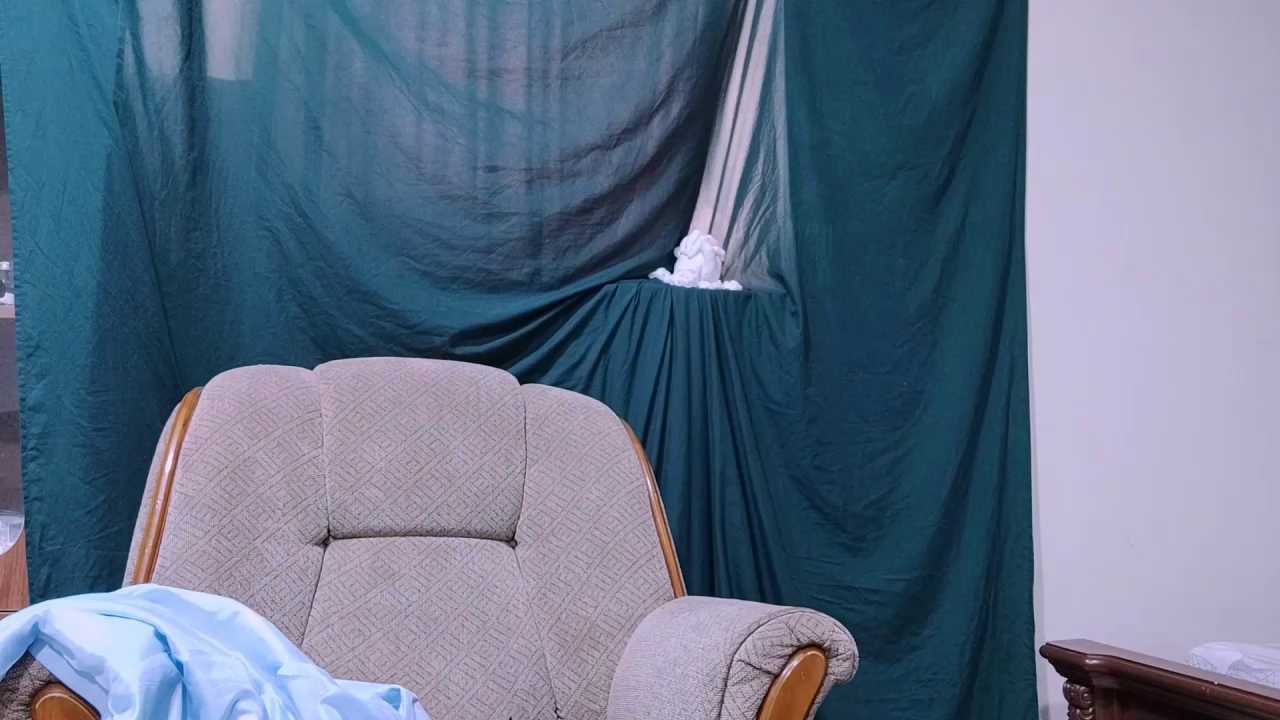 BenitaGilcreast cam recording