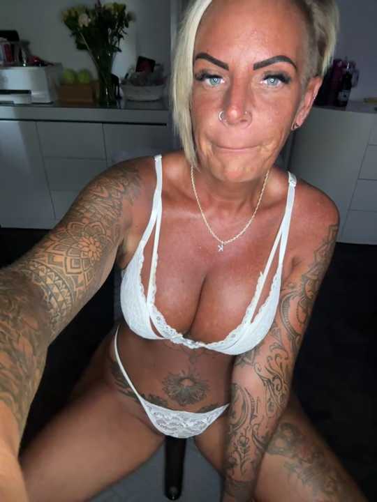 Big-Tits696969