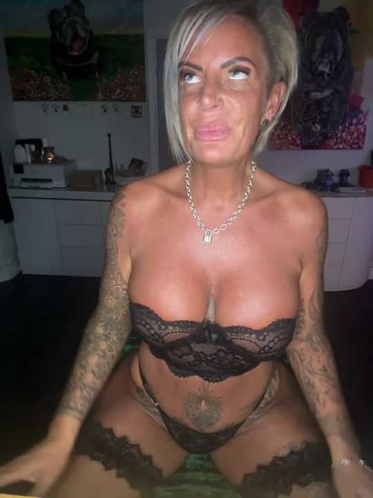 Big-Tits696969 cam recording