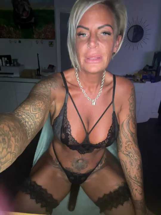 Big-Tits696969 cam recording