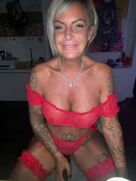 Big-Tits696969 cam recording