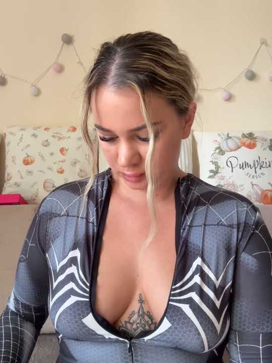 BigPeachBunnyX