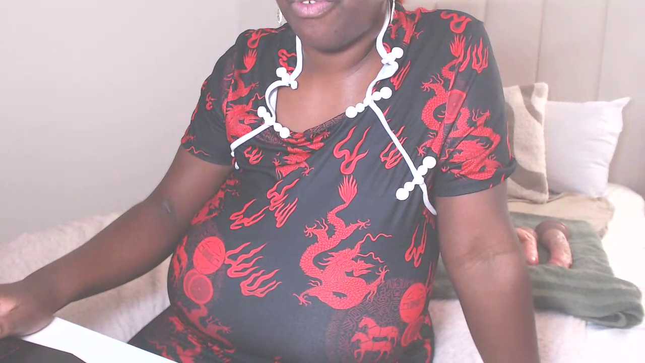 Black_Monster_Tits cam recording