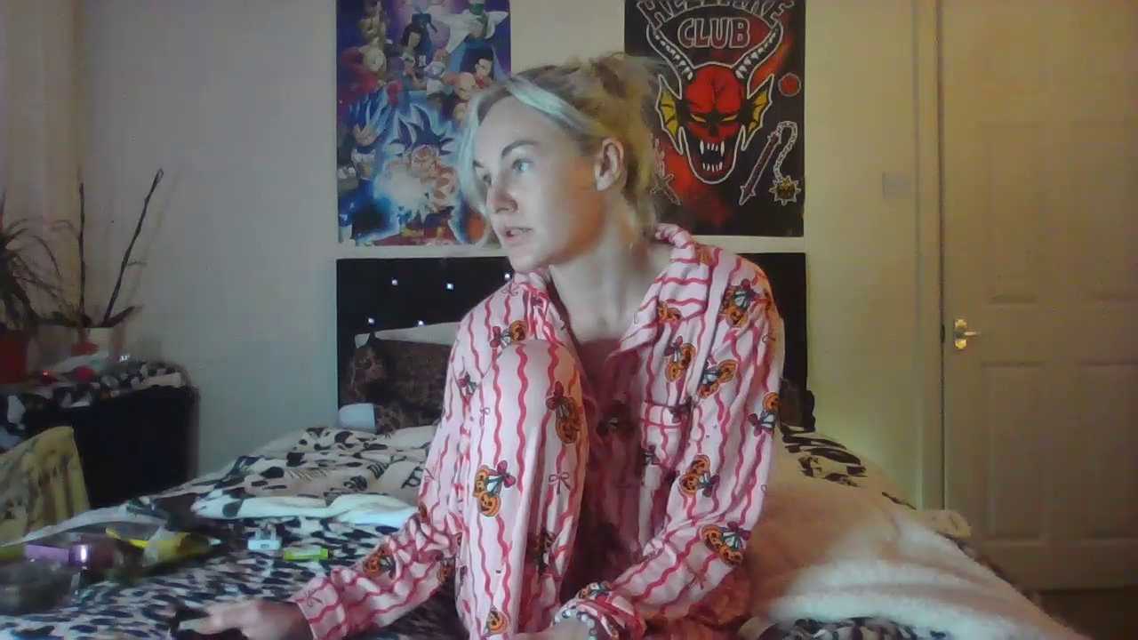 BlazingBaddie420 Stripchat recording – Oct 21, 2026