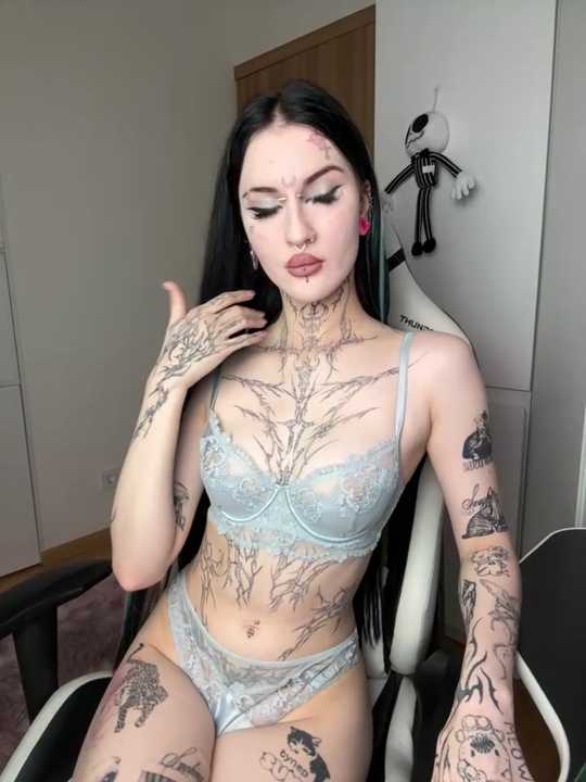 BlessedLovers Stripchat recording – Oct 21, 2026