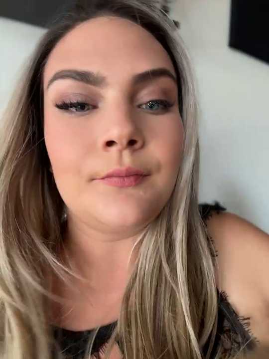 Blonde_Cougar