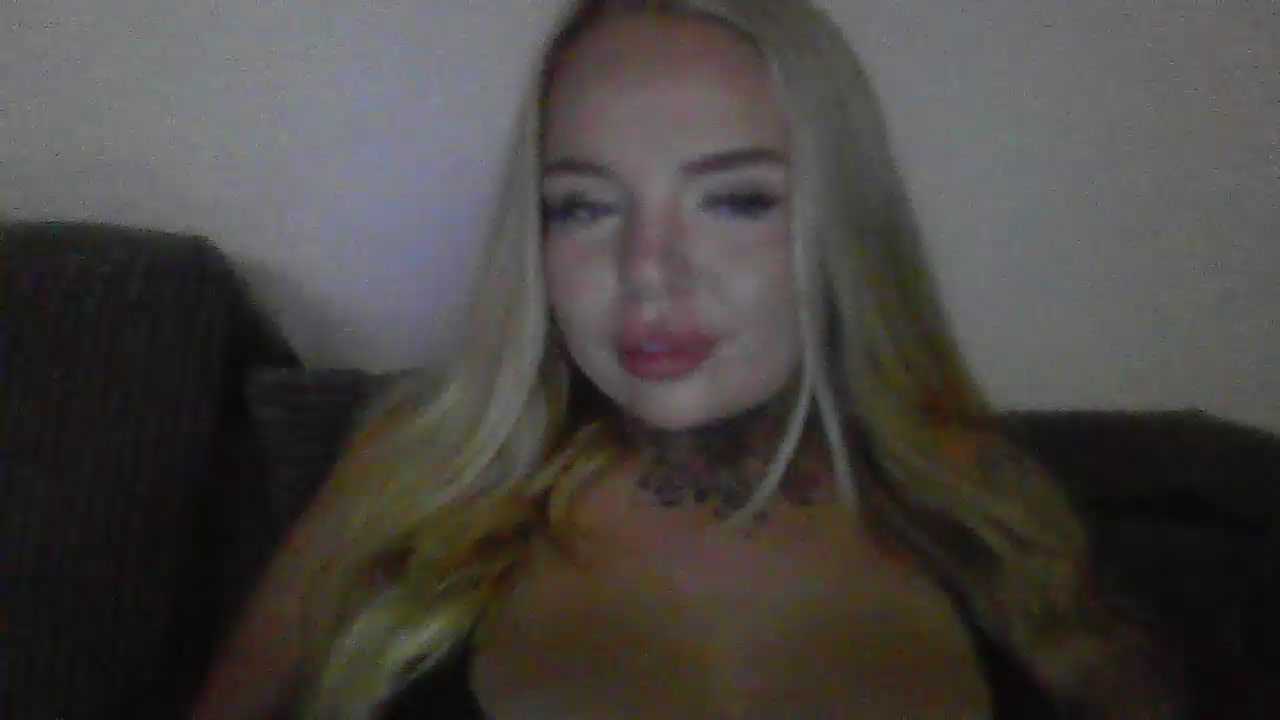 Blondebabe26 cam recording