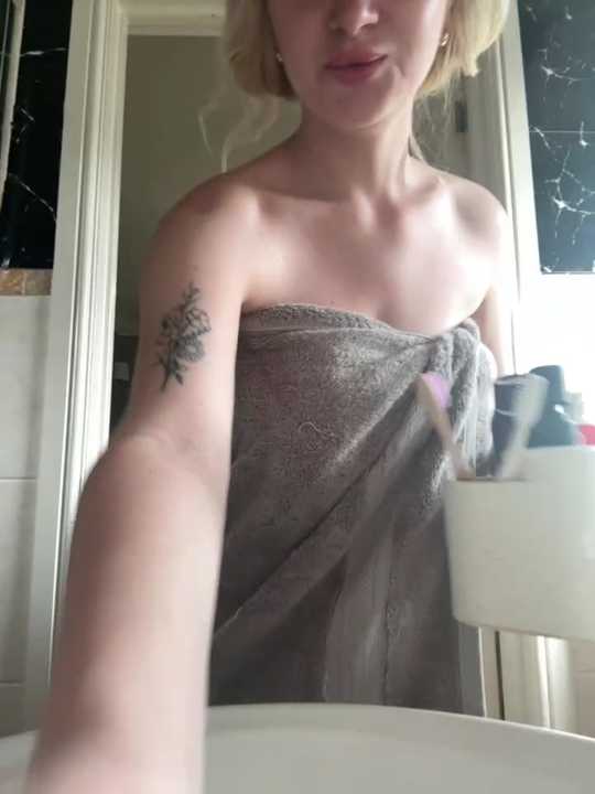 BlondieMbaddie