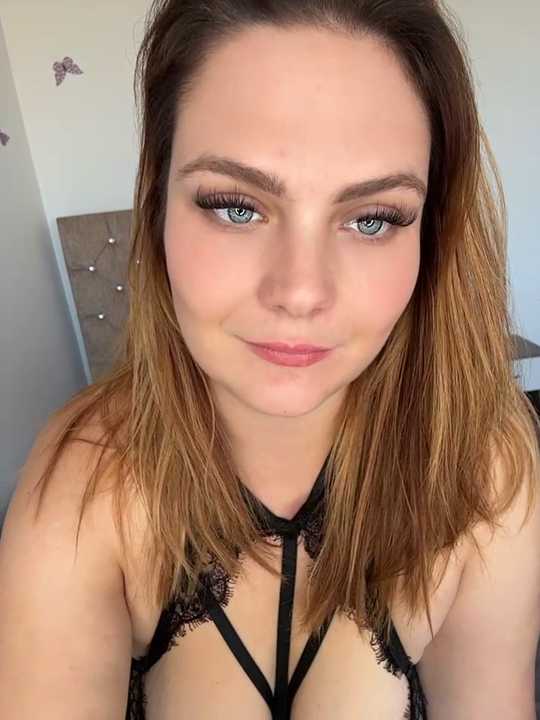 Blondique cam recording