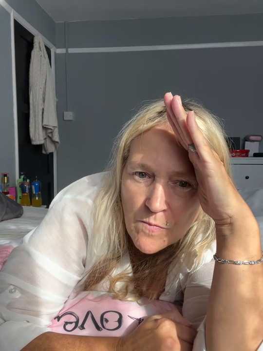 Blondnboujee53 cam recording
