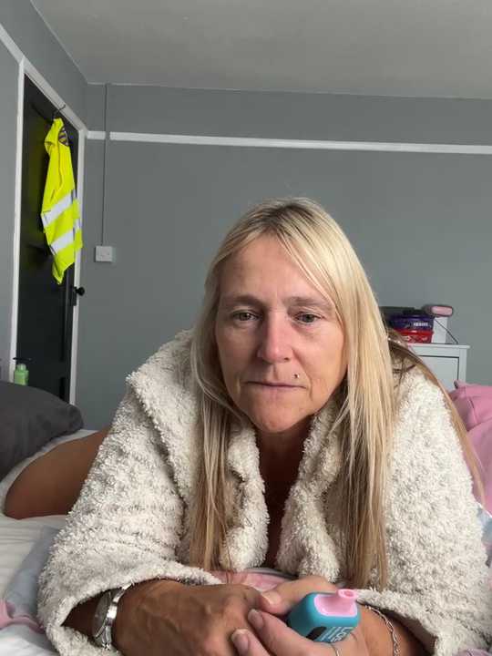 Blondnboujee53 cam recording