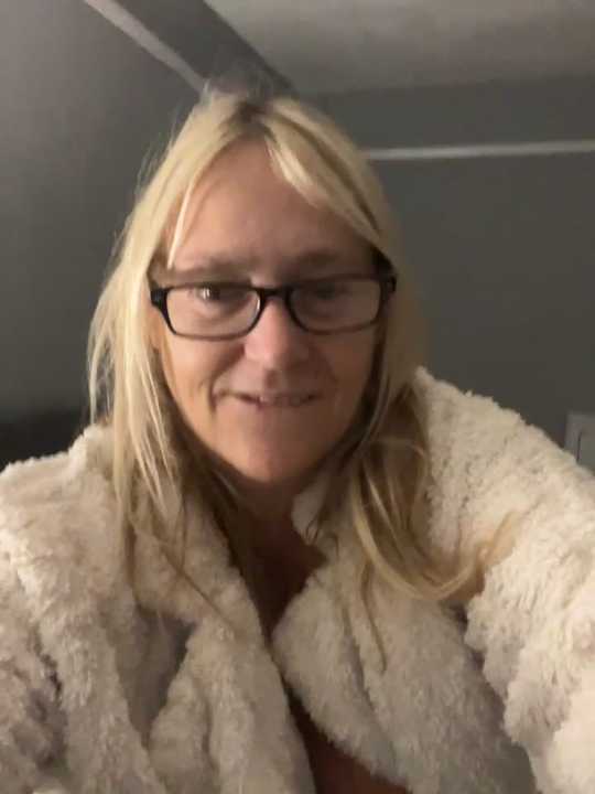 Blondnboujee53 cam recording