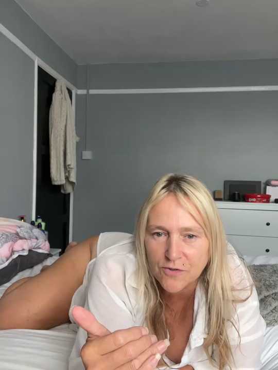 Blondnboujee53