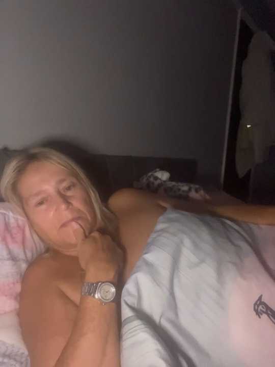 Blondnboujee53 cam recording