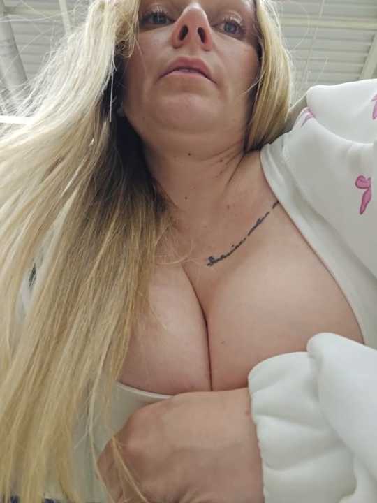 Bondgirl_013 Stripchat recording – Oct 25, 2026