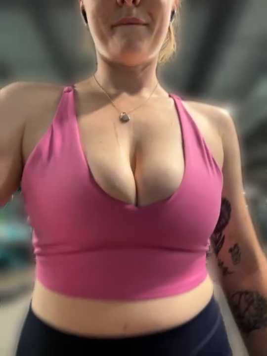 BonnieUKx Stripchat recording – Oct 21, 2026