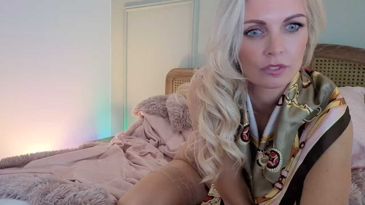 Bonnie_Ryder cam recording
