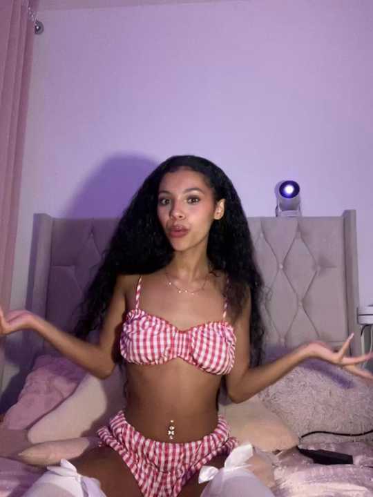 Brattybaee Stripchat recording – Oct 24, 2026