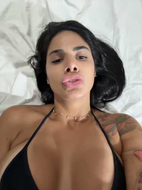 BrazilianCoupleHot1 Stripchat recording – Oct 21, 2026