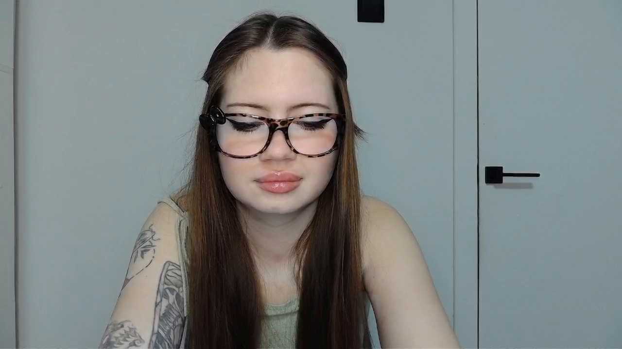 Briannaaxxx cam recording