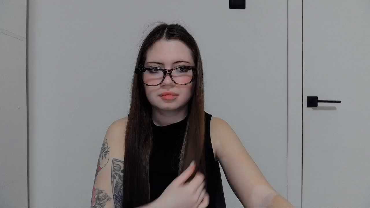 Briannaaxxx cam recording