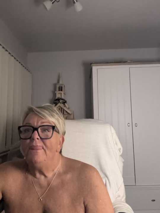 Bridget-valentine cam recording