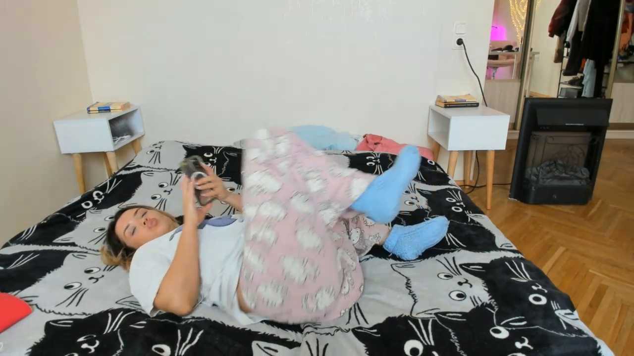 BrightDani Stripchat recording – Oct 24, 2026