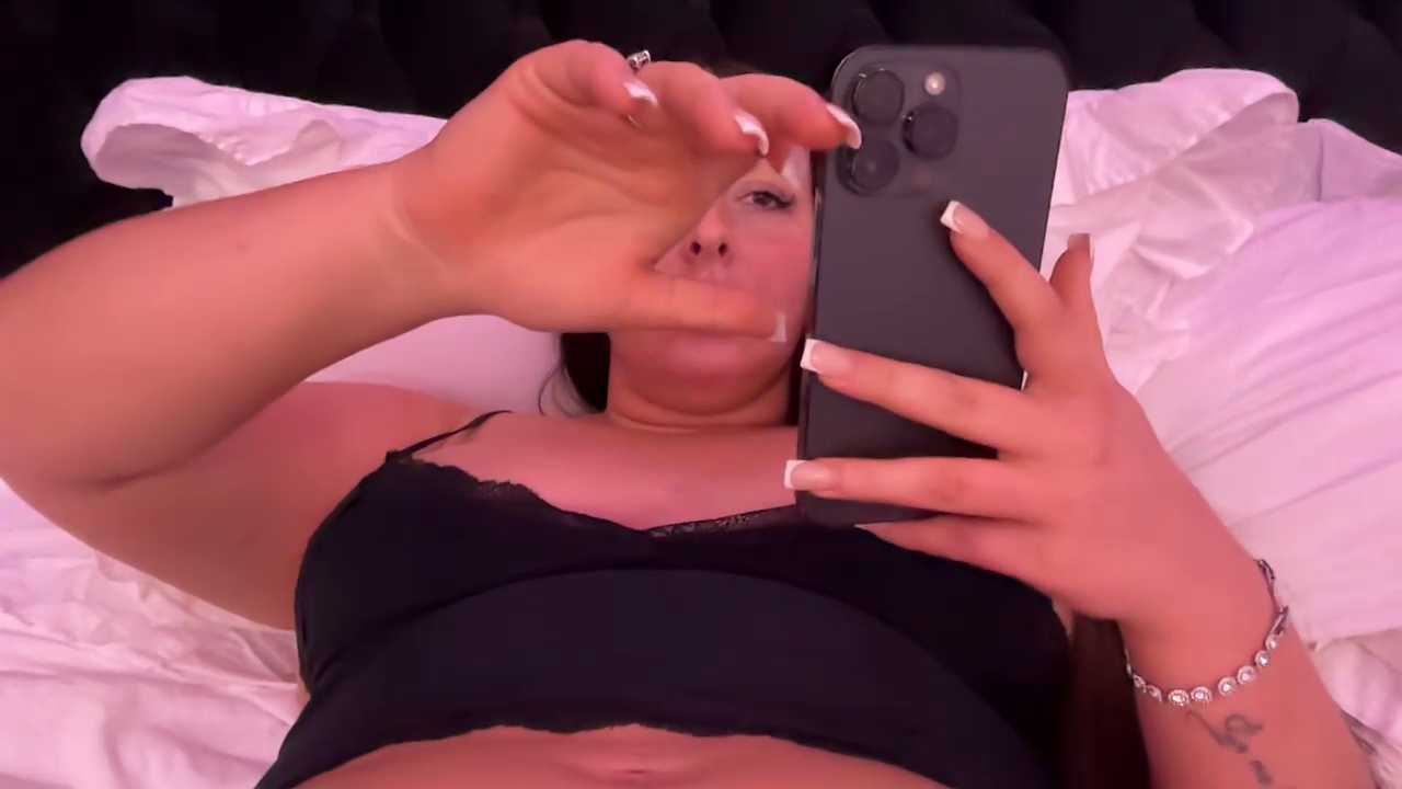 BrunetteBaddiexo cam recording