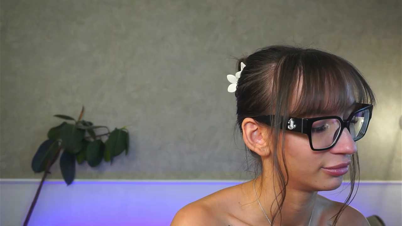 Brunette_Baby
