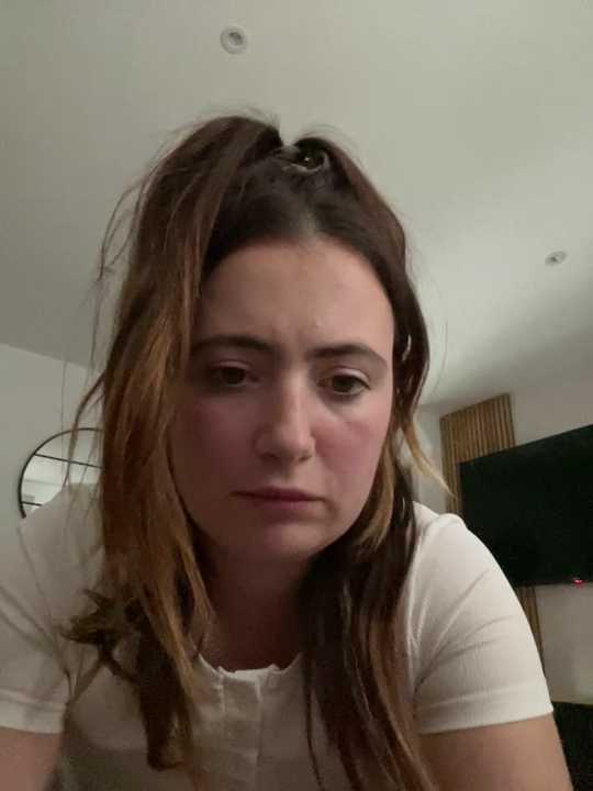Brunette_Milf_MayaX cam recording