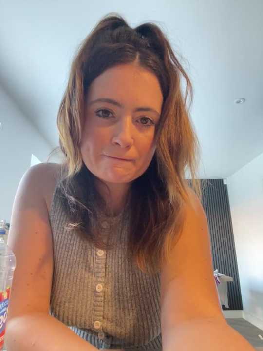 Brunette_Milf_MayaX Stripchat recording – Oct 19, 2026