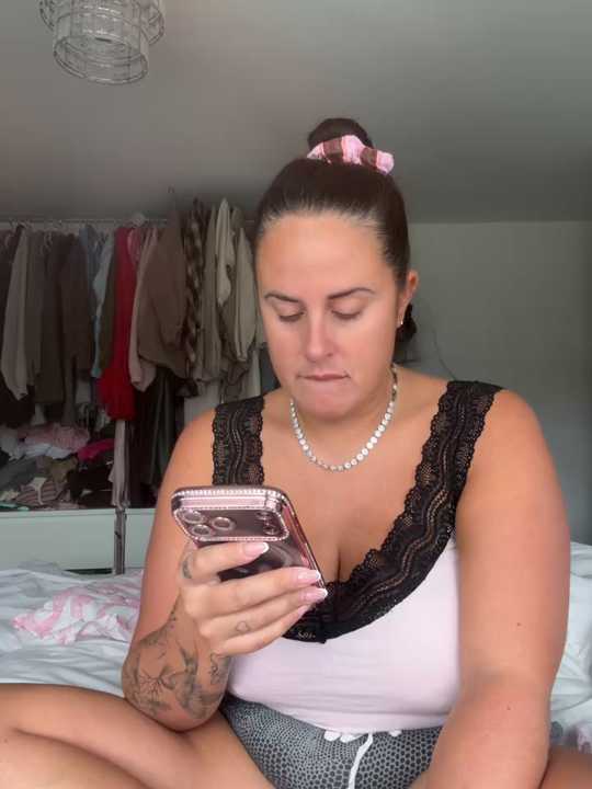 BunnyBallyX cam recording
