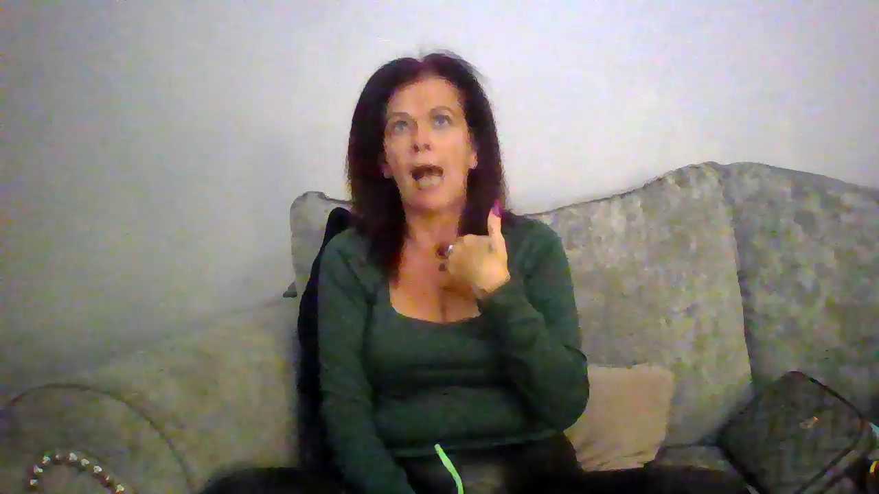 Busty-Belfast-Irish-Girl Stripchat recording – Oct 23, 2026