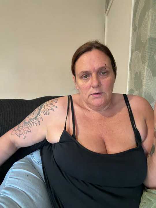 Busty-GilfQuinn cam recording