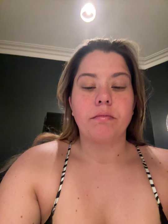 Busty-Nimah25X Stripchat recording – Oct 19, 2026