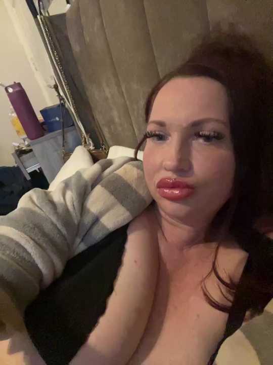 BustyBunny40 Stripchat recording – Oct 24, 2026