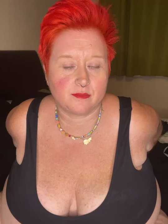 BustyRedxx cam recording