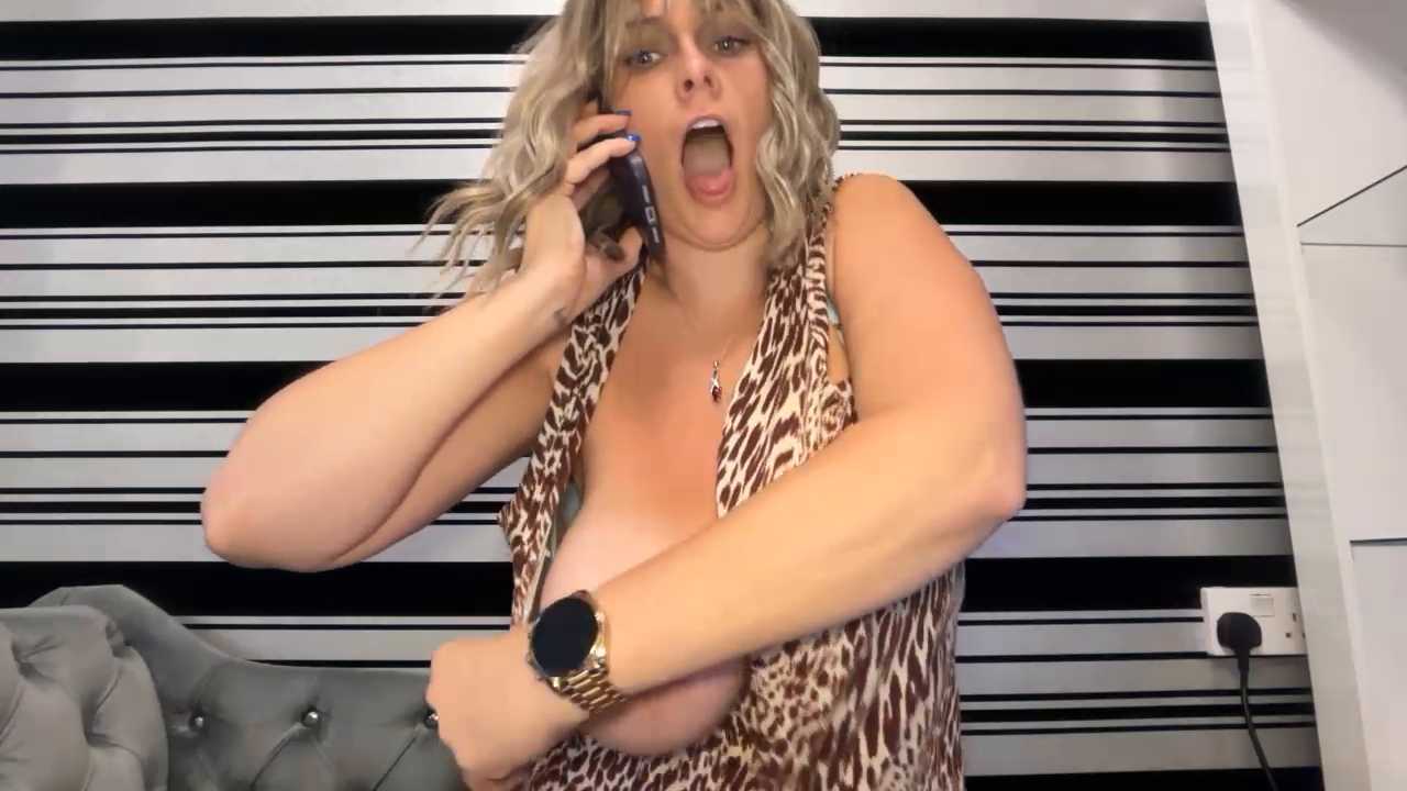 BustySwingingSlut cam recording