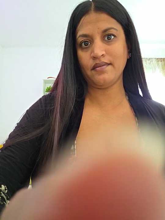 Busty_AriaX