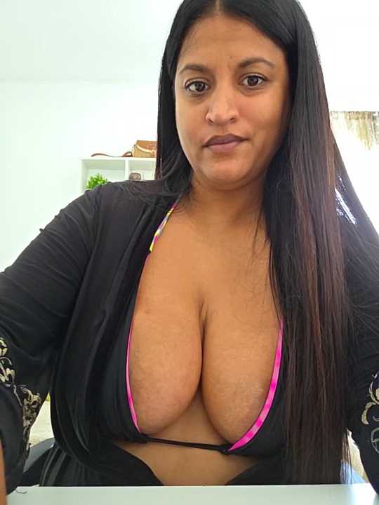 Busty_AriaX cam recording