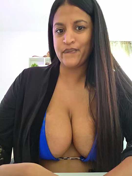 Busty_AriaX cam recording