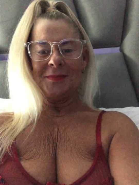 Busty_BlondeX cam recording
