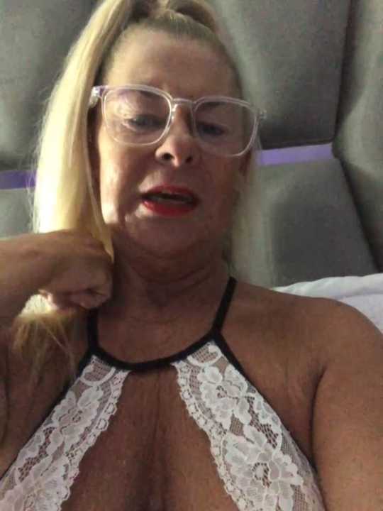 Busty_BlondeX cam recording