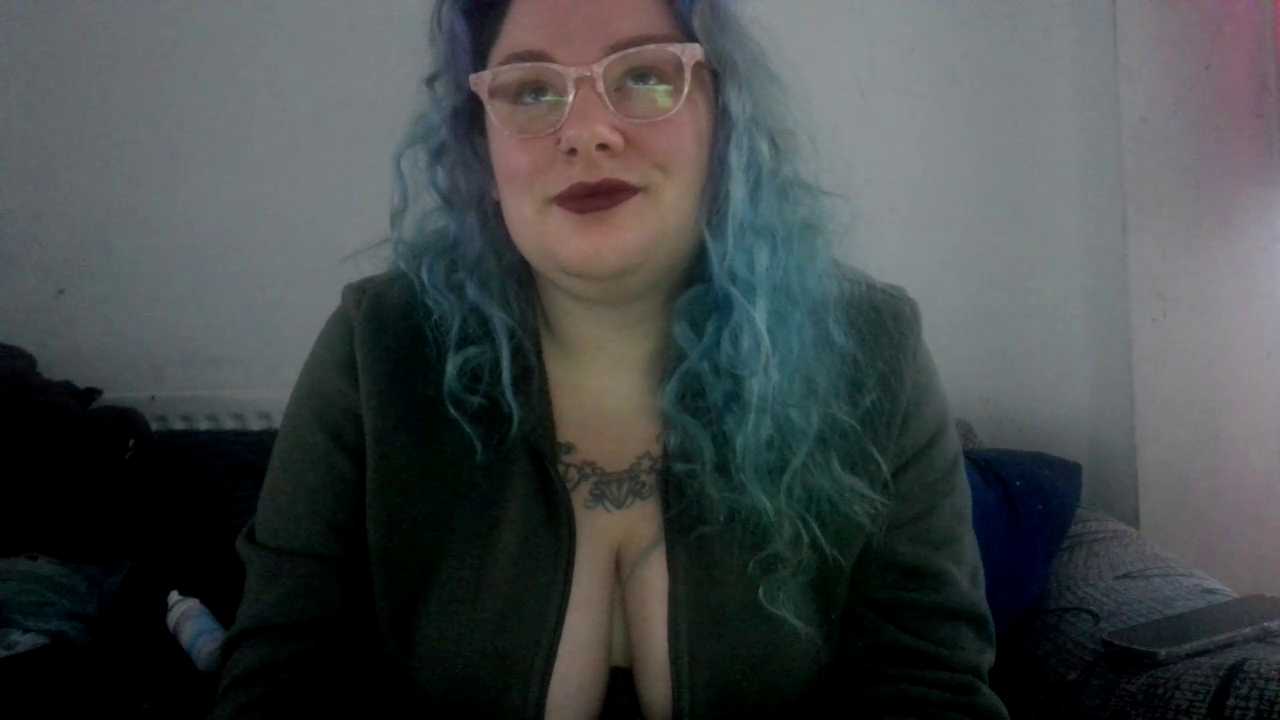 Bustycurves
